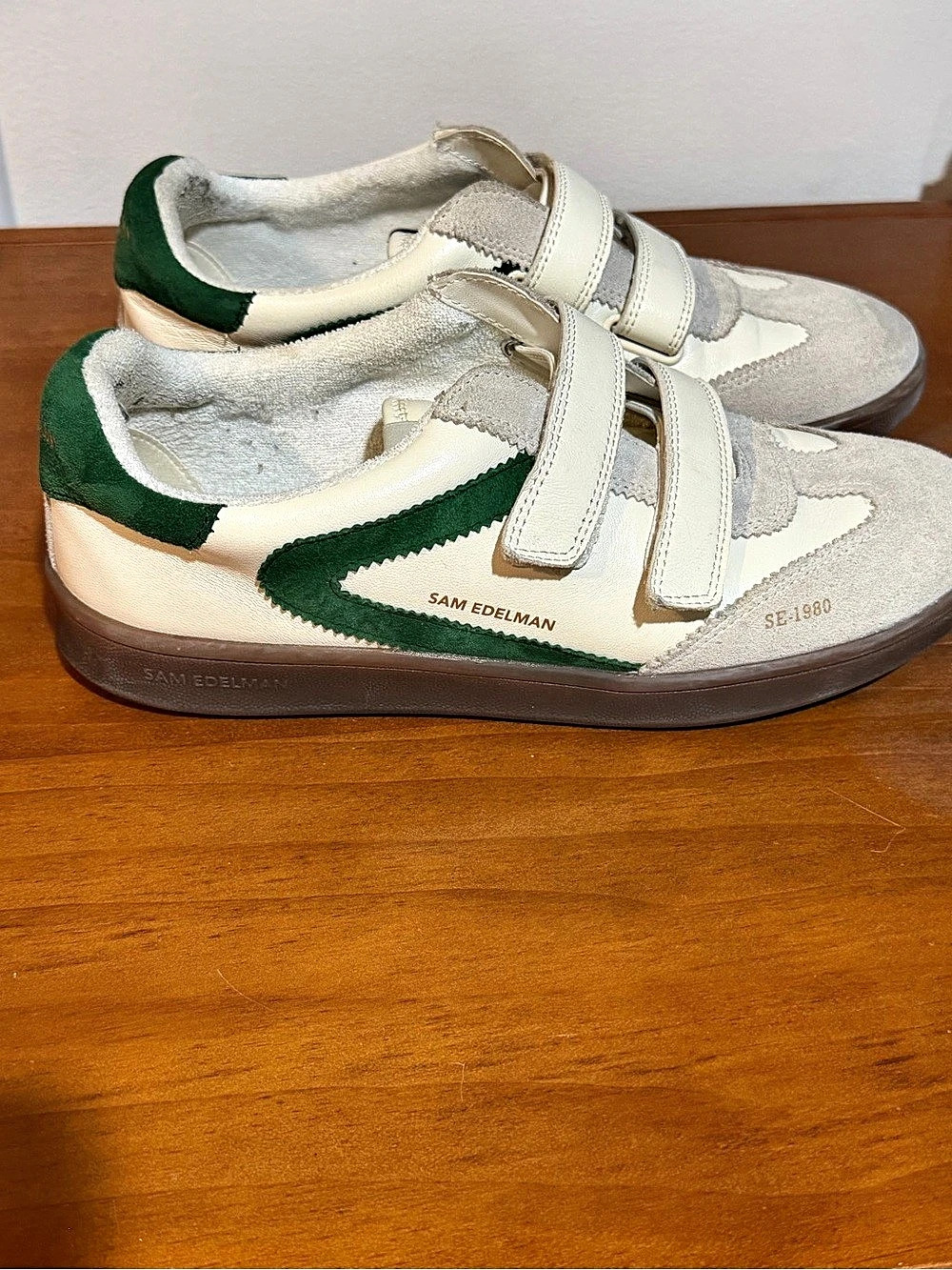 Sam Edelman Talia Velcro Sneaker US 9.5M